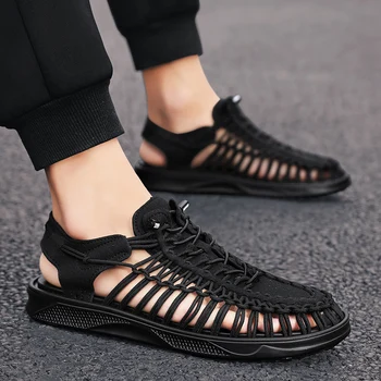 Erkek ayakkabısı Tasarımcı El dokuması Erkek Sandalet Yaz 2023 Nefes Loafer Erkekler rahat ayakkabılar Rahat Moda plaj sandaletleri Ayakkabı