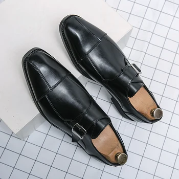 Moda Siyah İş erkek ayakkabıları Deri Toka Keşiş Ayakkabı erkek İngiliz Ziyafet Sürüş Elbise Düğün deri ayakkabı